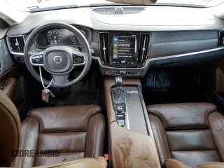 2018 Volvo V90 z VIN YV4A22NLXJ1023808, wystawiony jako Copart lot #72569843 z przebiegiem 44 988 mil mil oraz . Historia ofert i sprzedaży dostępna na DreamBid. Obrazek 8.