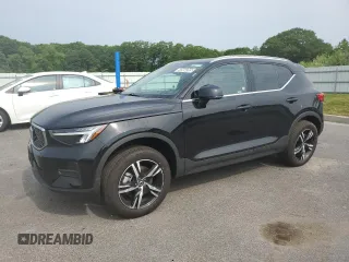 2025 Volvo XC40 Core Bright Theme с VIN YV4L12UJ1S2560090, выставлен на аукционе Copart как лот 59968355 с пробегом 120 миль миль и Чистый • Clean title. История ставок и продаж доступна на DreamBid. Изображение 1.