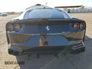 2020 Ferrari 812 z VIN ZFF83CLA6L0252213, wystawiony jako Copart lot #85585314 z przebiegiem 4 525 mil mil oraz Szkoda całkowita • Salvage title. Historia ofert i sprzedaży dostępna na DreamBid. Obrazek 6.