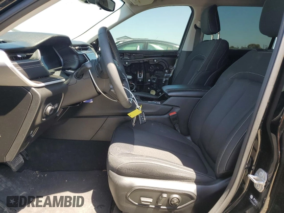 2023 Jeep Grand Cherokee Laredo с VIN 1C4RJKAG8P8799842, выставлен на аукционе Copart как лот 57648405 с пробегом 13 306 миль миль и Списание • Salvage title. История ставок и продаж доступна на DreamBid. Изображение 7.