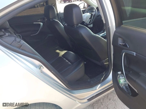 2014 Buick Regal Premium I with VIN 2G4GN5EX5E9184279, listed as a IAAI auction lot 41666782 with 105,318 mi miles. Bid and sale history available at carsss.com. Image 8.