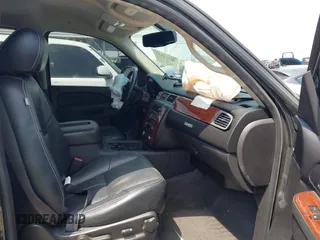 2010 Chevrolet Tahoe LS with VIN 1GNUCAE02AR290222, listed as a IAAI auction lot 42321824 with 188,926 mi miles and . Bid and sale history available at DreamBid. Image 5.