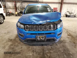 2018 Jeep Compass Sport z VIN 3C4NJCAB0JT251030, wystawiony jako Copart lot #55833785 z przebiegiem 103 713 mil mil oraz Czysty tytuł • Clean title. Historia ofert i sprzedaży dostępna na DreamBid. Obrazek 5.