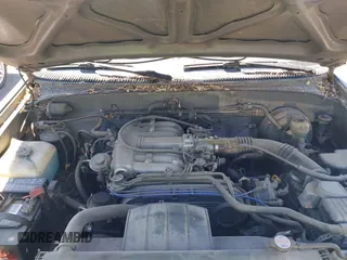 1994 Toyota T100 z VIN JT4VD10C8R0018446, wystawiony jako IAAI lot #42419359 z przebiegiem 147 981 mil mil oraz . Historia ofert i sprzedaży dostępna na DreamBid. Obrazek 10.