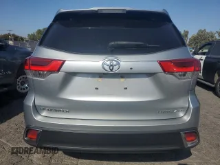 2017 Toyota Highlander Limited with VIN 5TDDZRFH4HS373365, listed as a Copart auction lot 61875495 with 90,465 mi miles and Salvage title. Bid and sale history available at DreamBid. Image 6.