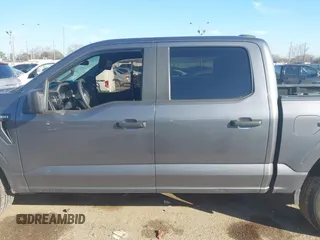 2021 Ford F-150 XL with VIN 1FTEW1C56MFA89903, listed as a IAAI auction lot 41657308 with 105,626 mi miles. Bid and sale history available at carsss.com. Image 14.