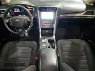 2020 Ford Fusion SE with VIN 3FA6P0H71LR195334, listed as a Copart auction lot 42051025 with 47,162 mi miles and Non Repairable. Bid and sale history available at carsss.com. Image 8.