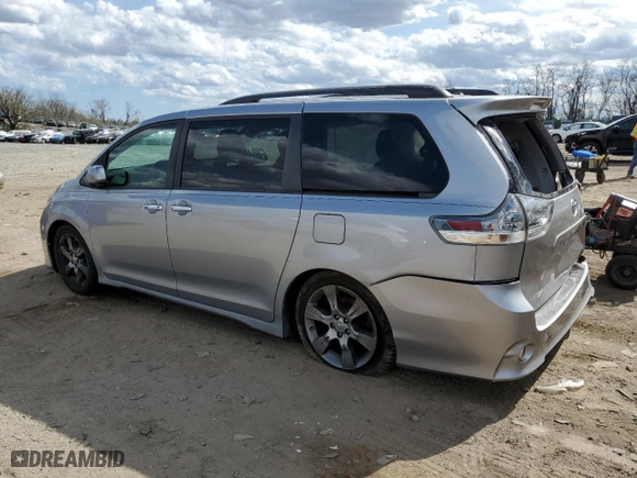 2015 Toyota Sienna SE with VIN 5TDXK3DC0FS557074, listed as a Copart auction lot 51271225 with 117,194 mi miles and Clean Title. Bid and sale history available at carsss.com. Image 3.