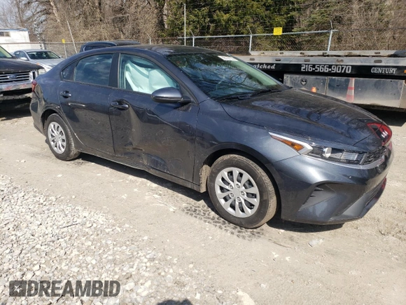 2024 Kia Forte LXS with VIN 3KPF24AD1RE823649, listed as a Copart auction lot 48720135 with 13,771 mi miles and Salvage Title. Bid and sale history available at carsss.com. Image 4.