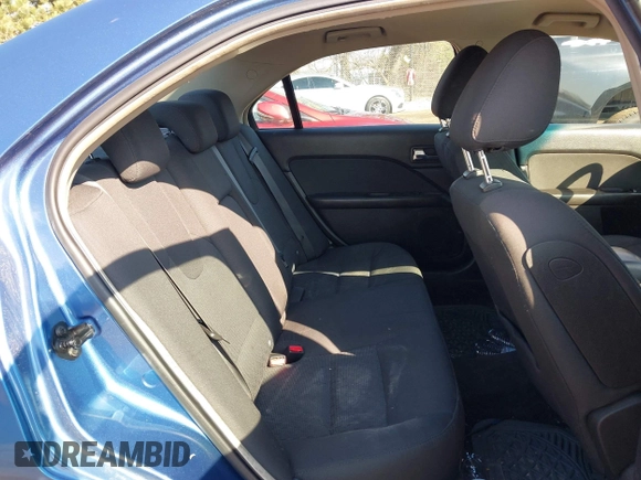 2010 Ford Fusion SE with VIN 3FAHP0HA9AR135092, listed as a IAAI auction lot 41882411 with 195,194 mi miles. Bid and sale history available at carsss.com. Image 8.