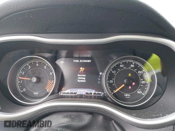 2015 Jeep Cherokee Trailhawk with VIN 1C4PJMBS0FW668730, listed as a IAAI auction lot 41462037 with 83,454 mi miles. Bid and sale history available at carsss.com. Image 7.