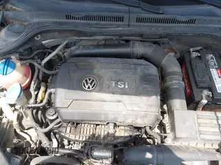 2015 Volkswagen Jetta SE with VIN 3VWD17AJ1FM407228, listed as a IAAI auction lot 42250711 with 189,275 mi miles and . Bid and sale history available at DreamBid. Image 10.