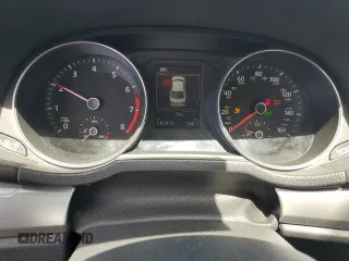 2019 Volkswagen Passat Wolfsburg Edition z VIN 1VWLA7A30KC013728, wystawiony jako Copart lot #56942935 z przebiegiem 117 878 mil mil oraz Szkoda całkowita • Salvage title. Historia ofert i sprzedaży dostępna na DreamBid. Obrazek 9.