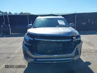 2024 Volkswagen Atlas SEL Premium R-Line с VIN 1V2FR2CA4RC591508, выставлен на аукционе IAAI как лот 41660452 с пробегом 1 783 миль миль и . История ставок и продаж доступна на DreamBid. Изображение 13.