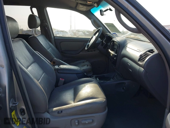 2007 Toyota Sequoia SR5 with VIN 5TDZT34A17S288122, listed as a IAAI auction lot 41939510 with 275,347 mi miles. Bid and sale history available at carsss.com. Image 5.