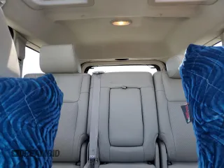 2006 Jeep Commander Limited с VIN 1J8HG582X6C364590, выставлен на аукционе Copart как лот 60370895 с пробегом 174 031 миль миль и Списание • Salvage title. История ставок и продаж доступна на DreamBid. Изображение 10.