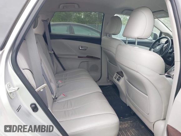 2009 Toyota Venza with VIN 4T3ZE11A49U009153, listed as a IAAI auction lot 41932170 with 111,689 mi miles and . Bid and sale history available at carsss.com. Image 8.