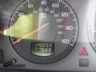 2003 Volvo S80 2.9L с VIN YV1TS92D231310509, выставлен на аукционе IAAI как лот 42460419 с пробегом 140 259 миль миль и . История ставок и продаж доступна на DreamBid. Изображение 15.