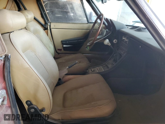 1980 Alfa Romeo Spider z VIN AR115410010807, wystawiony jako Copart lot #83566094 z przebiegiem 53 510 mil mil oraz Czysty tytuł • Clean title. Historia ofert i sprzedaży dostępna na DreamBid. Obrazek 10.