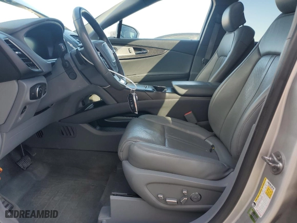 2019 Lincoln Nautilus Reserve with VIN 2LMPJ8LP0KBL30404, listed as a Copart auction lot 47971795 with 70,645 mi miles and Salvage Title. Bid and sale history available at carsss.com. Image 7.