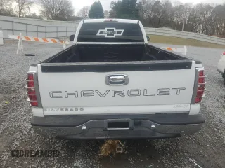 2004 Chevrolet Silverado 1500 LS with VIN 1GCEC14V24Z345895, listed as a Copart auction lot 84716324 with 209,964 mi miles and Salvage Title. Bid and sale history available at carsss.com. Image 6.