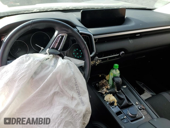 2023 Mazda CX-50 S Preferred Plus z VIN 7MMVABCM1PN108900, wystawiony jako Copart lot #37150303 z przebiegiem Nie podano mil oraz . Historia ofert i sprzedaży dostępna na DreamBid. Obrazek 8.