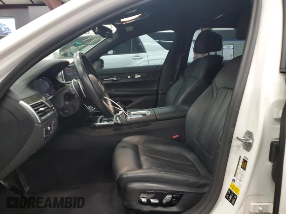2020 BMW 7 Series 740i xDrive with VIN WBA7T4C02LCD70555, listed as a Copart auction lot 75666484 with 50,847 mi miles and Clean title. Bid and sale history available at DreamBid. Image 7.