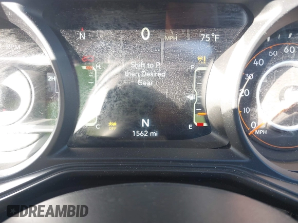 2025 Jeep Wrangler Sahara with VIN 1C4PJXEN1SW526548, listed as a IAAI auction lot 41509683 with 1,562 mi miles and . Bid and sale history available at DreamBid. Image 7.