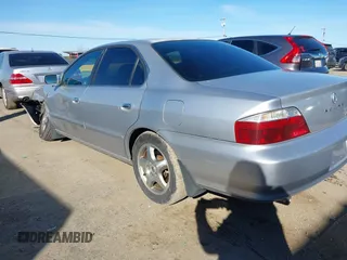 2002 Acura TL w/Navigation with VIN 19UUA56782A040650, listed as a IAAI auction lot 41681496 with 188,433 mi miles. Bid and sale history available at carsss.com. Image 3.