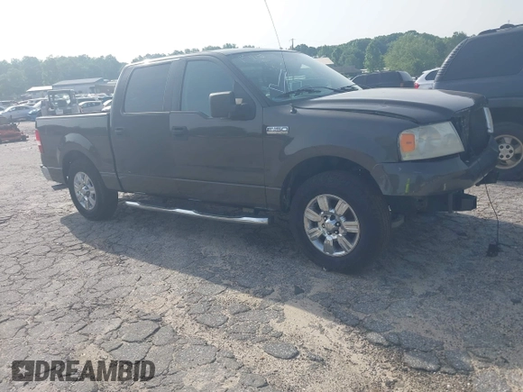 2007 Ford F-150 XLT z VIN 1FTRW12W57KC02330, wystawiony jako IAAI lot #42246828 z przebiegiem 321 712 mil mil oraz . Historia ofert i sprzedaży dostępna na DreamBid. Obrazek 1.