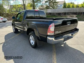 2009 Toyota Tacoma z VIN 5TEUU42N79Z618399, wystawiony jako Copart lot #56635095 z przebiegiem 116 982 mil mil oraz Czysty tytuł • Clean title. Historia ofert i sprzedaży dostępna na DreamBid. Obrazek 2.