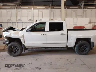 2018 Chevrolet Silverado 1500 LTZ with VIN 3GCUKSEC5JG596830, listed as a IAAI auction lot 41788299 with 85,684 mi miles. Bid and sale history available at carsss.com. Image 15.