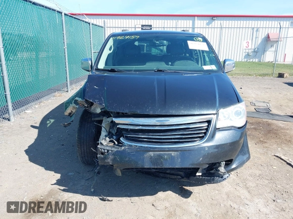 2015 Chrysler Town & Country Limited Platinum with VIN 2C4RC1GG2FR529357, listed as a IAAI auction lot 41924159 with 220,575 mi miles and . Bid and sale history available at DreamBid. Image 12.