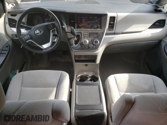 2016 Toyota Sienna LE AAS с VIN 5TDKK3DCXGS748822, выставлен на аукционе Copart как лот 56615505 с пробегом 128 191 миль миль и Списание • Salvage title. История ставок и продаж доступна на DreamBid. Изображение 8.