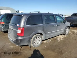 2015 Chrysler Town & Country Touring with VIN 2C4RC1BG6FR596454, listed as a Copart auction lot 45336685 with 114,070 mi miles and Salvage Title. Bid and sale history available at DreamBid. Image 3.