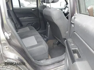 2016 Jeep Patriot Sport with VIN 1C4NJPBA8GD600091, listed as a IAAI auction lot 41958273 with 165,876 mi miles and . Bid and sale history available at carsss.com. Image 8.