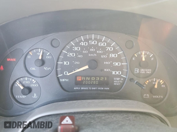 2003 GMC Safari z VIN 1GKDM19X13B516327, wystawiony jako Copart lot #83827794 z przebiegiem 200 280 mil mil oraz Szkoda całkowita • Salvage title. Historia ofert i sprzedaży dostępna na DreamBid. Obrazek 9.