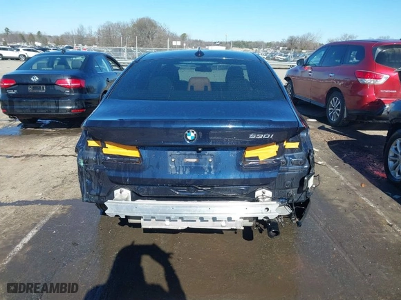 2017 BMW 5 Series 530i with VIN WBAJA5C31HWA35353, listed as a IAAI auction lot 41428394 with 86,500 mi miles. Bid and sale history available at carsss.com. Image 17.