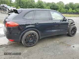 2014 Porsche Cayenne S z VIN WP1AB2A22ELA57038, wystawiony jako Copart lot #57652515 z przebiegiem 127 375 mil mil oraz Szkoda całkowita • Salvage title. Historia ofert i sprzedaży dostępna na DreamBid. Obrazek 3.