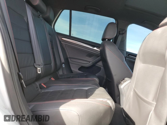 2015 Volkswagen GTI SE with VIN 3VW4T7AUXFM032332, listed as a Copart auction lot 42623355 with 102,334 mi miles and Salvage Title. Bid and sale history available at DreamBid. Image 11.