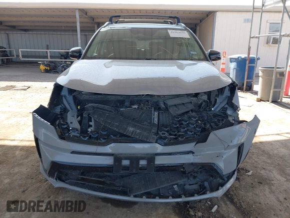2022 Kia Sorento EX z VIN 5XYRH4LF8NG136238, wystawiony jako IAAI lot #41963656 z przebiegiem 78 713 mil mil oraz . Historia ofert i sprzedaży dostępna na DreamBid. Obrazek 13.