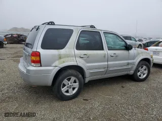 2005 Ford Escape Hybrid with VIN 1FMCU95HX5KC07541, listed as a Copart auction lot 84209534 with 187,074 mi miles and Clean Title. Bid and sale history available at carsss.com. Image 3.