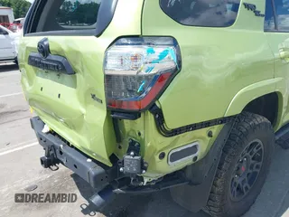 2023 Toyota 4Runner TRD Off Road Premium with VIN JTERU5JR0P6096303, listed as a IAAI auction lot 42170813 with 28,129 mi miles and . Bid and sale history available at DreamBid. Image 18.