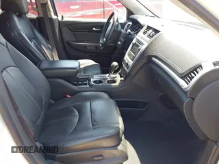 2013 GMC Acadia SLT with VIN 1GKKRRKD3DJ228534, listed as a IAAI auction lot 42012397 with 80,851 mi miles. Bid and sale history available at carsss.com. Image 5.