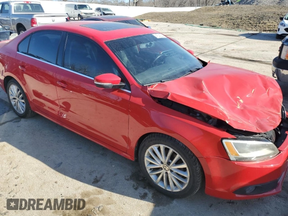 2014 Volkswagen Jetta TDI w/Premium with VIN 3VWLL7AJ6EM437703, listed as a Copart auction lot 41242204 with Not provided miles and Salvage title. Bid and sale history available at DreamBid. Image 4.