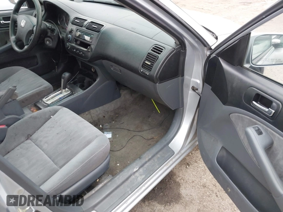 2004 Honda Civic EX with VIN 2HGES26724H592794, listed as a IAAI auction lot 41560628 with 261,924 mi miles and . Bid and sale history available at DreamBid. Image 5.