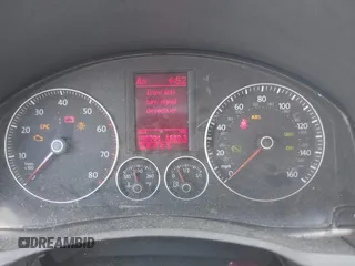 2005 Volkswagen Jetta 2.5L с VIN 3VWDF71K65M608938, выставлен на аукционе IAAI как лот 41880658 с пробегом 108 701 миль миль и . История ставок и продаж доступна на DreamBid. Изображение 7.