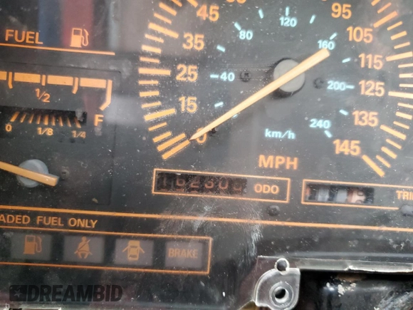 1985 Nissan 300ZX z VIN JN1HZ14S2FX092175, wystawiony jako Copart lot #45348155 z przebiegiem 162 305 mil mil oraz Czysty tytuł • Clean title. Historia ofert i sprzedaży dostępna na DreamBid. Obrazek 9.