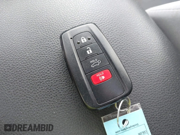 2019 Toyota RAV4 XLE with VIN JTMW1RFV6KD009277, listed as a IAAI auction lot 41678576 with 51,833 mi miles. Bid and sale history available at carsss.com. Image 11.