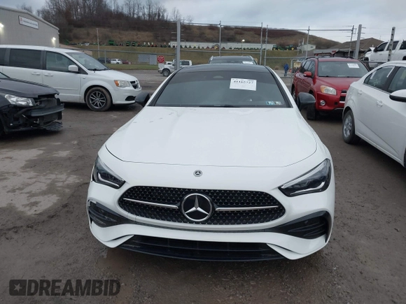 2024 Mercedes-Benz CLE 300 z VIN W1KMJ4HB7RF023870, wystawiony jako IAAI lot #41165727 z przebiegiem 4 831 mil mil oraz . Historia ofert i sprzedaży dostępna na DreamBid. Obrazek 12.
